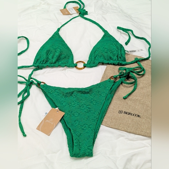BNWt Berlook / XL / Green Textured O-Ring Halter Bikini Set - Picture 1 of 3